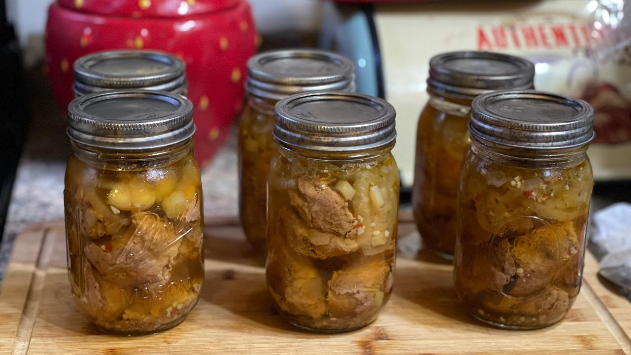 Make Tacos de Carnitas