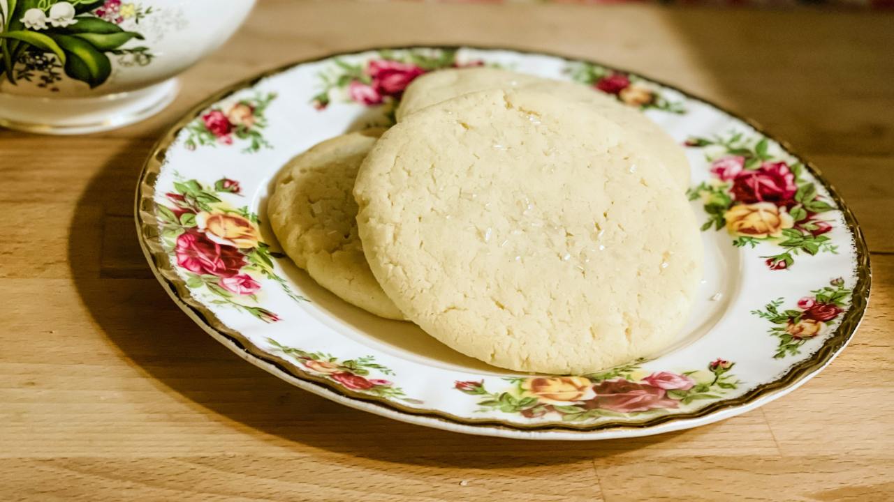 Old Fashioned Sugar Cookies